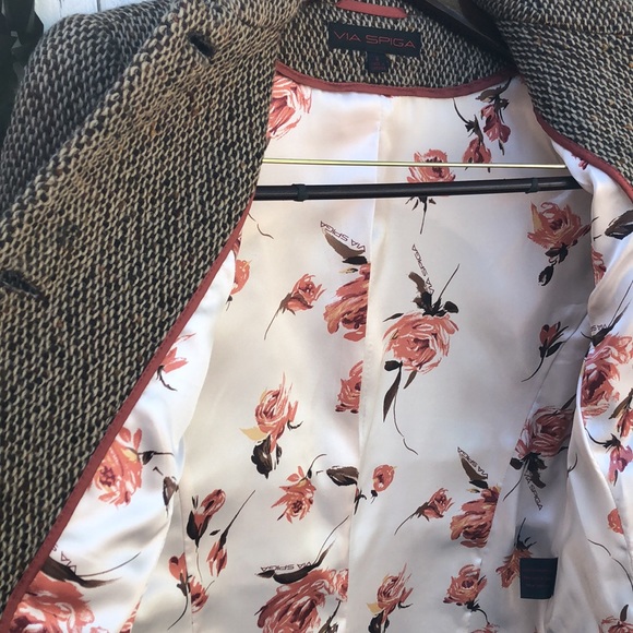 Via Spiga Wool blend Tweed Coat gorgeous lining. EUC. Made in Ukraine. - Picture 3 of 6